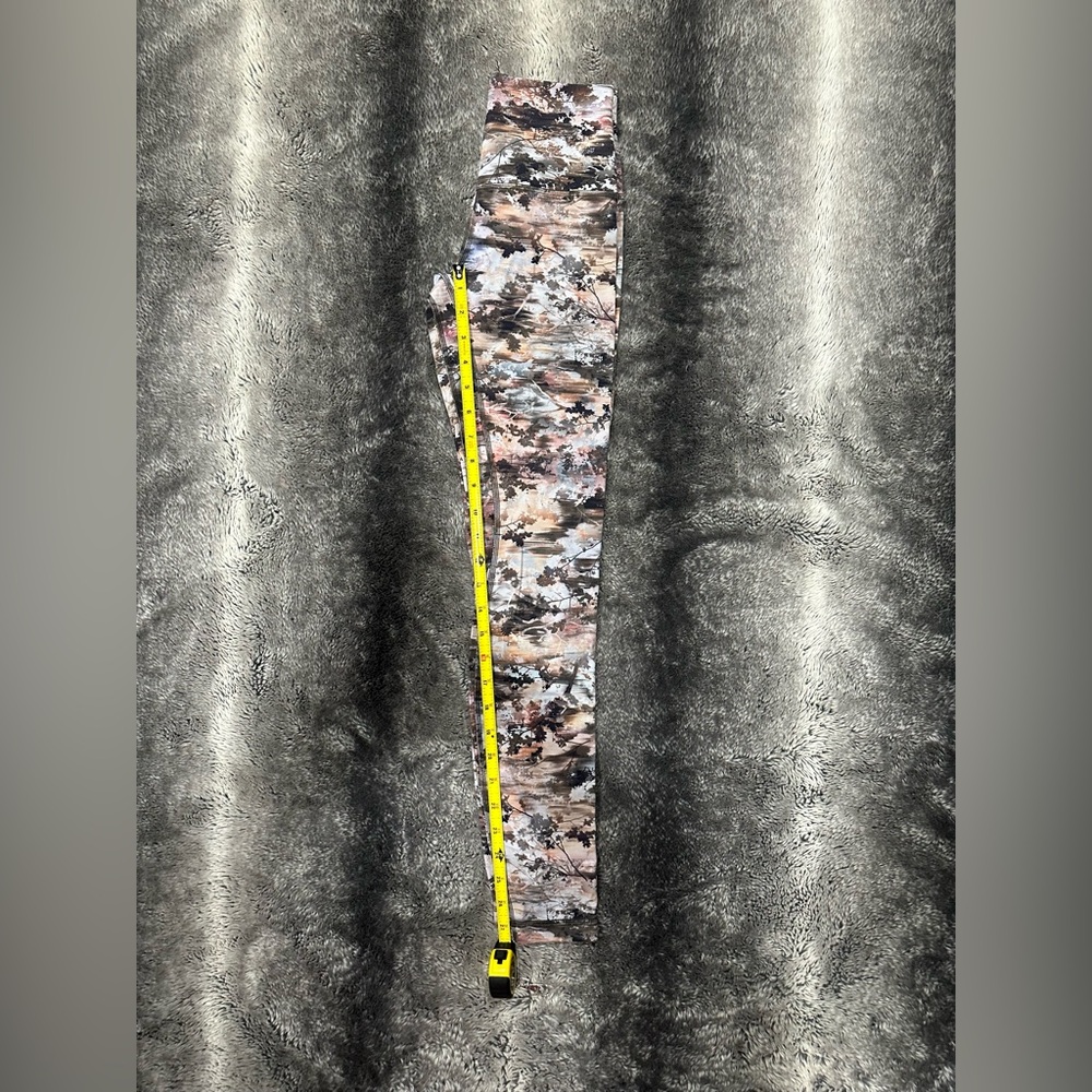 Lululemon Tree/Forest Pattern Leggings - image 3